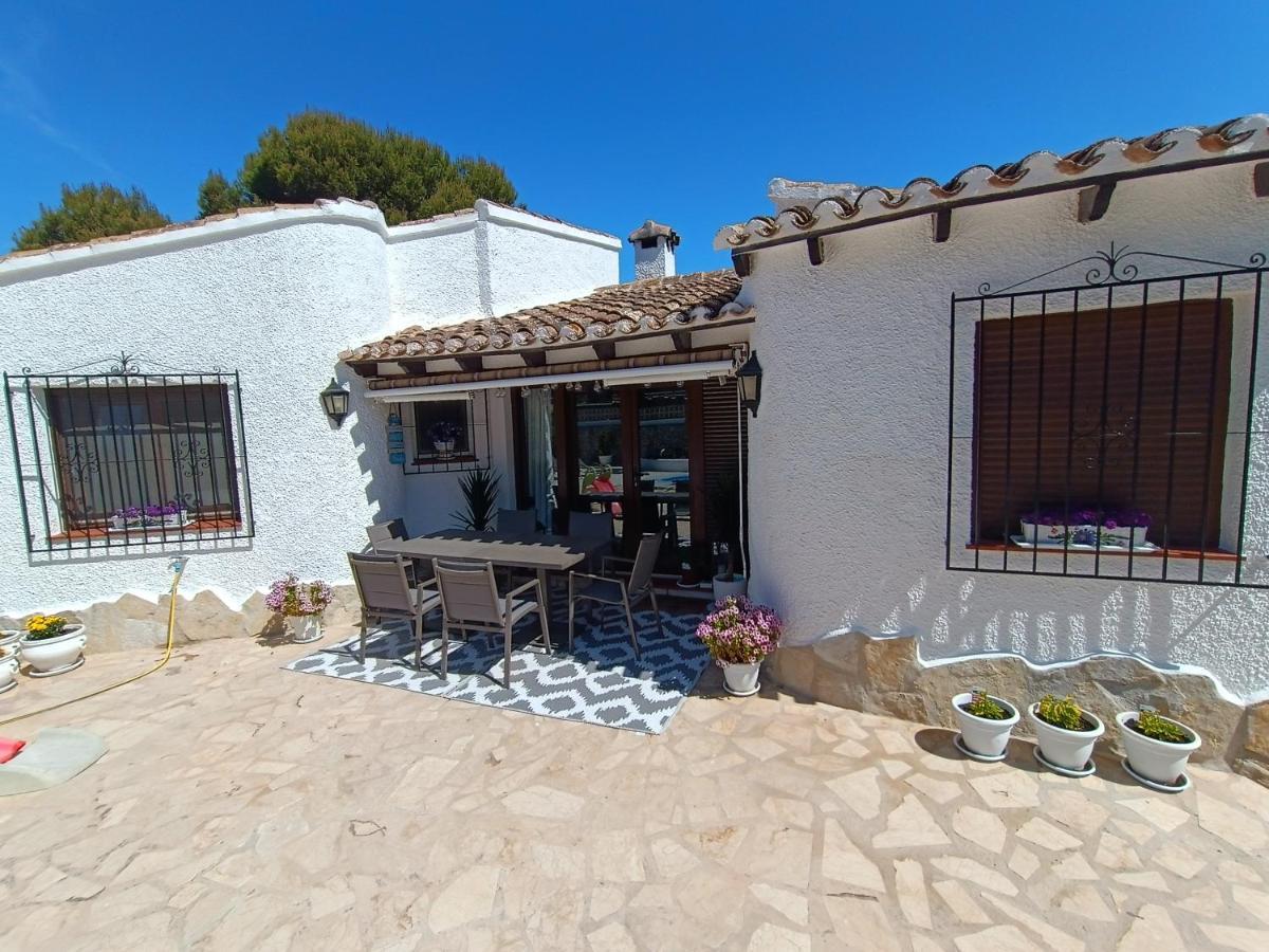 1-Bed Apartment Close To Moraira Town Centre エクステリア 写真
