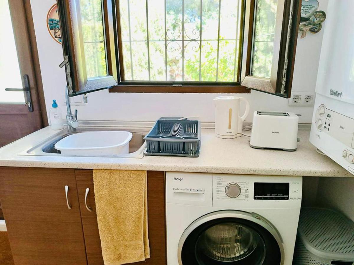 1-Bed Apartment Close To Moraira Town Centre エクステリア 写真